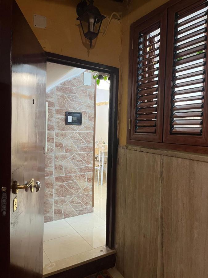O' Sole Mio Apartment Наполи Екстериор снимка
